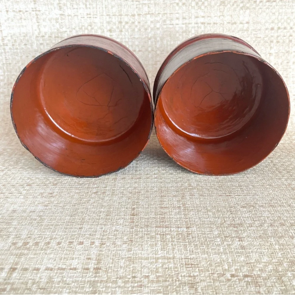 Antique lacquered betel